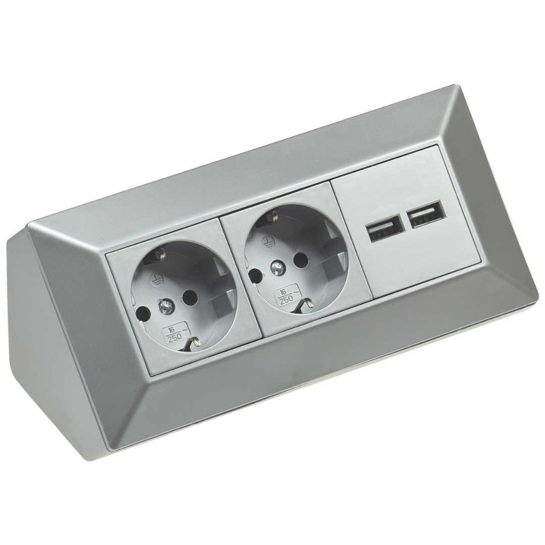 Kulmapistorasia 3 pistokepaikkaa